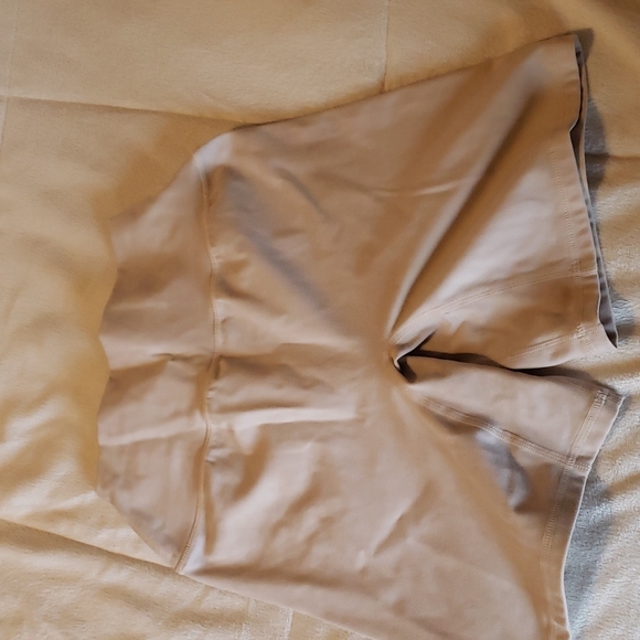 Alphalete - Picture 2 of 2